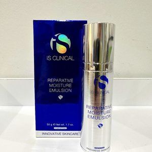 Skincare: iS Clinical Reparative Moisture Emulsion